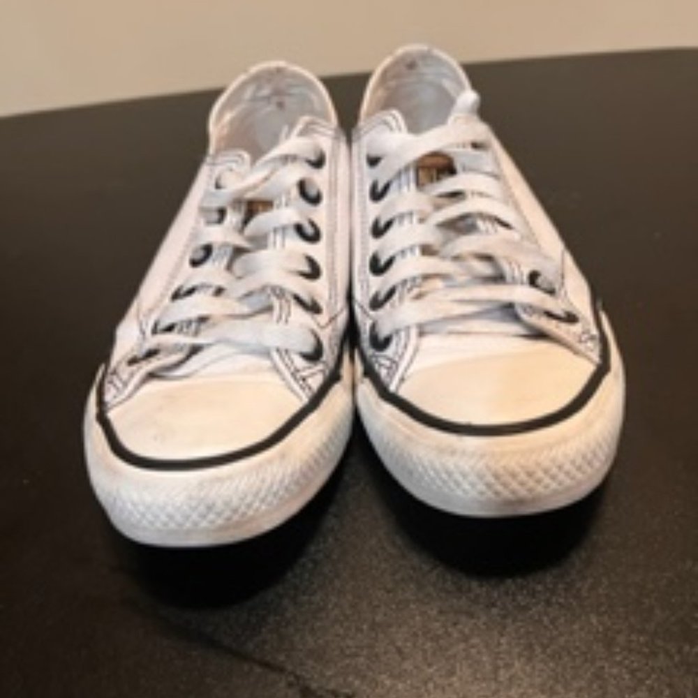 Converse size 35 white leather sneakers
